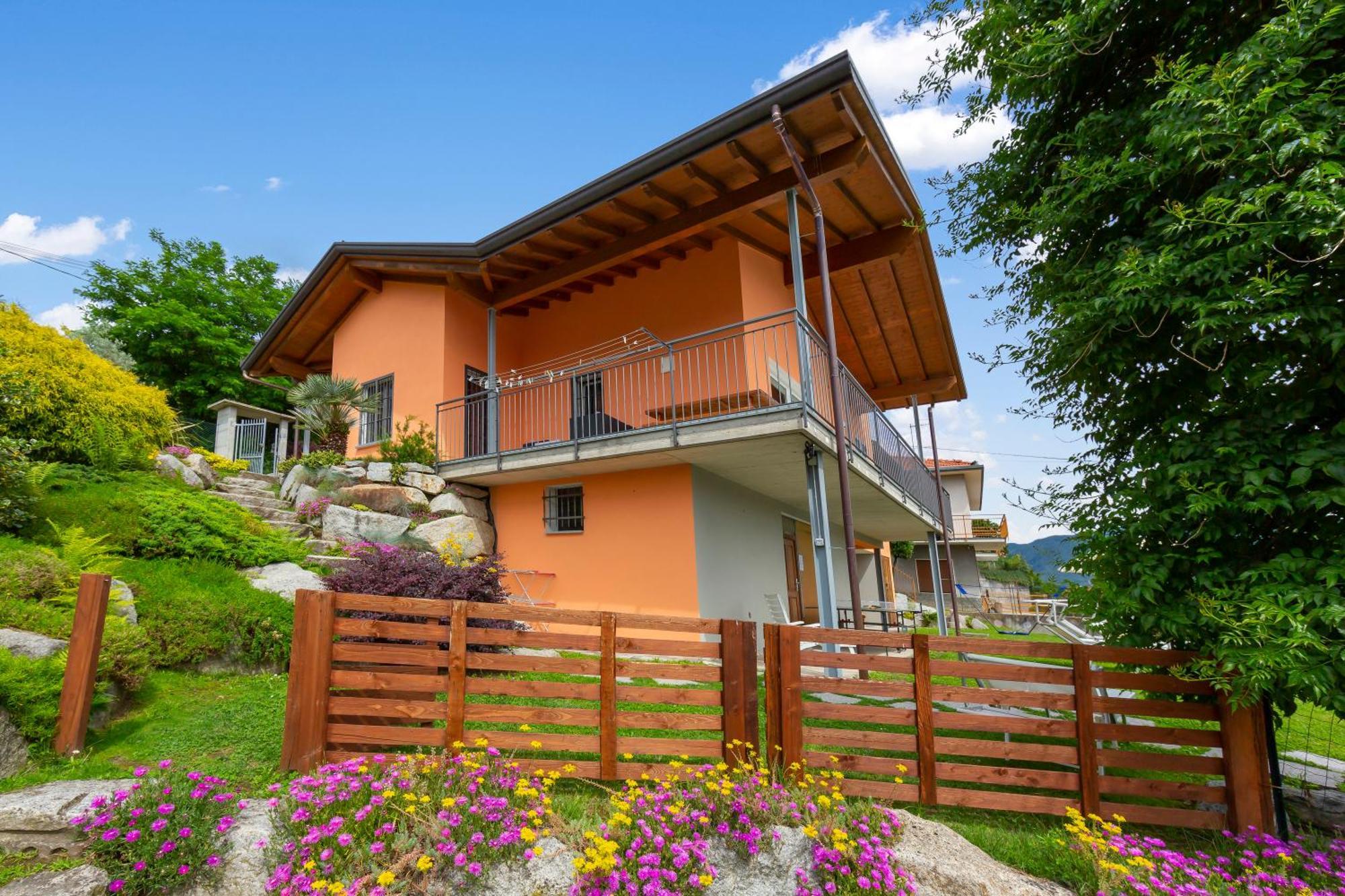 Villa Laura Private Pool And Garden - Happy Rentals Besozzo Exterior foto